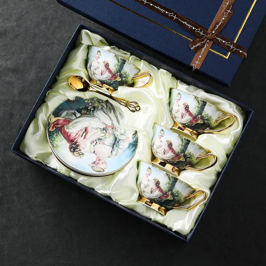 European Luxury Porcelain Tea Set Royal Palace Bone China Coffee Mug Ceramic Tea Cup with Saucer Spoon Drinkware Coffeeware Gift