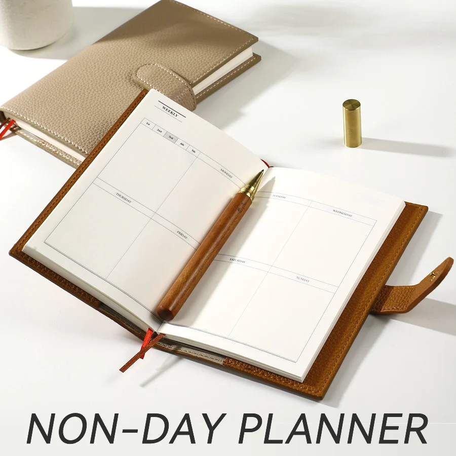 Quaderno settimanale A6 |   Cover compatta in pelle, ideale per On - the - Go Scheduling. Mantieni la tua settimana organizzata senza sforzo!