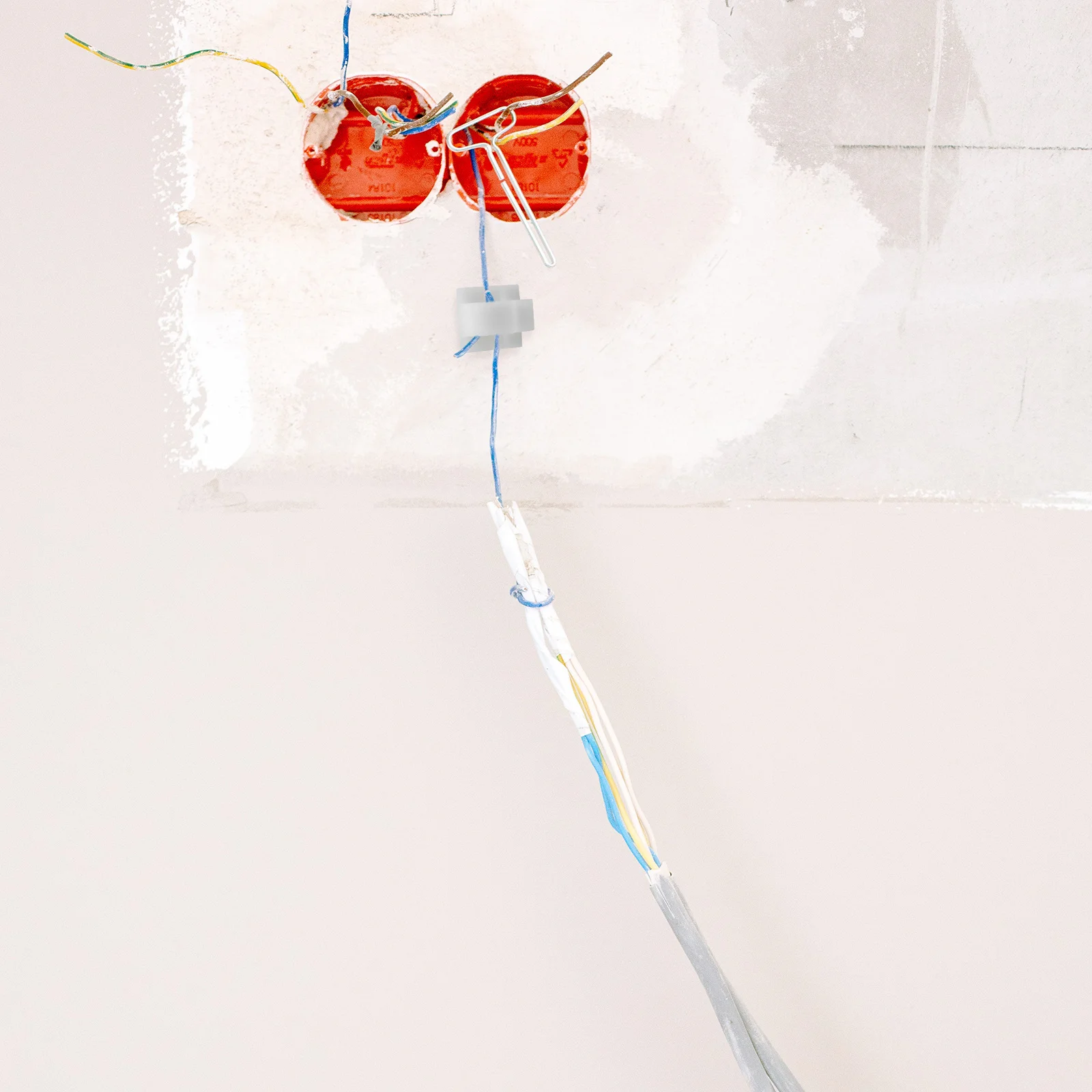 

50Pcs Cable Clamps Self Adhesive Clips Cord Organizer Wire Holder for Home Office Tidy Cable Management Cord Management Clip