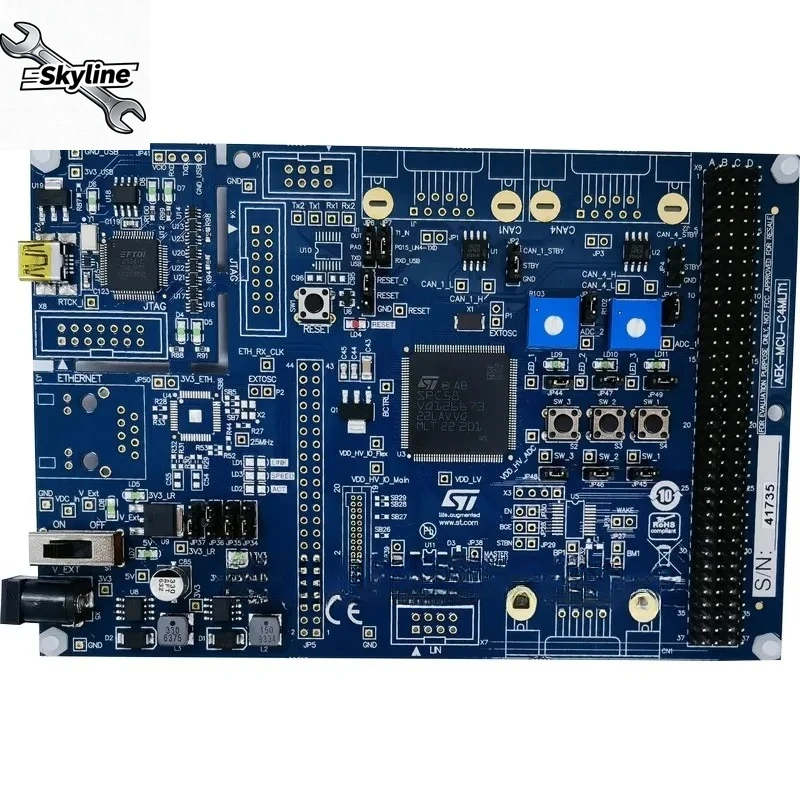 المخزون الأصلي AEK-MCU-C4MLIT1 SPC5 جوقة 4M للسيارات مع لوحة استكشاف جهاز الإرسال والاستقبال CAN #1