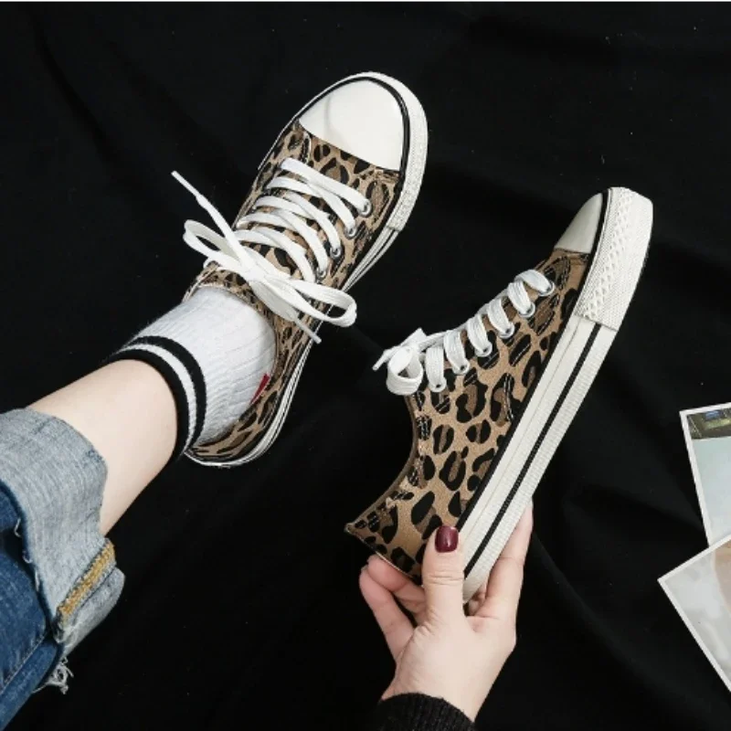 New Leopard Print High Top Canvas Shoes Harajuku Sneakers Fashion Lace-up All-match Flat Women Classic Streetwear Platform Shoes