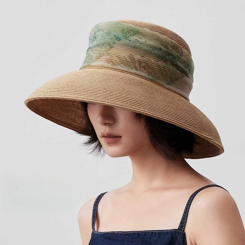 

Lanterns sun-protective hats woven wide-brimmed top elegant women by the seaside