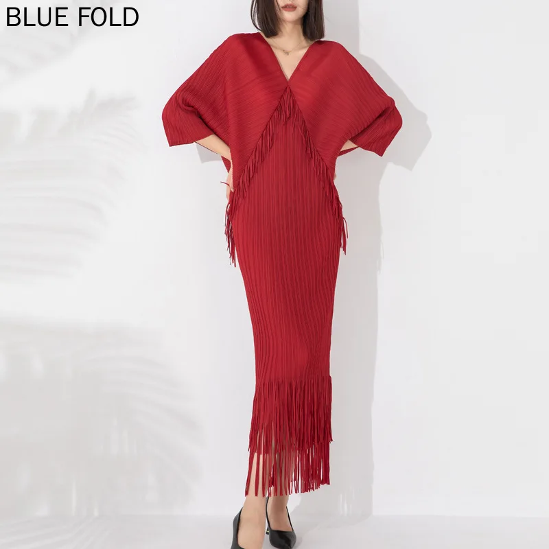 

MIYAKE-Women's Pleated Dress V-Neck Dress Loose and Intellectual Tassel Bat Sleeve Wrap Buttocks Slim Large Size New Temperament