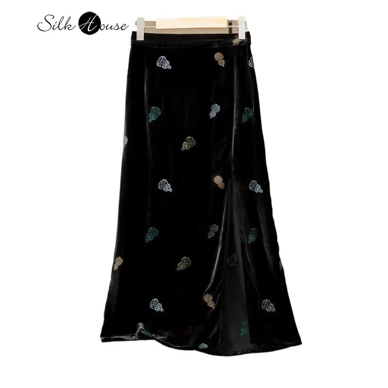 

Women's Autumn/Winter New 30% Natural Mulberry Silk Velvet Embroidery Elastic High Waist Temperament Versatile Hip Skirt