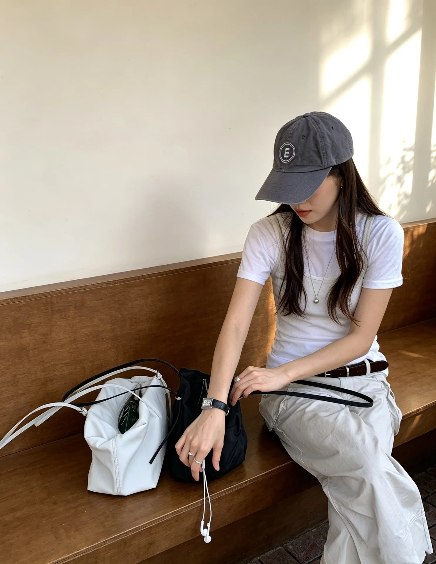 2026 – Neuerscheinung – Große Pendler-Umhängetasche – Minimalistische Mode – Kissen-Stil Damenhandtasche – Leichtgewicht-Nylon – Detail 3
