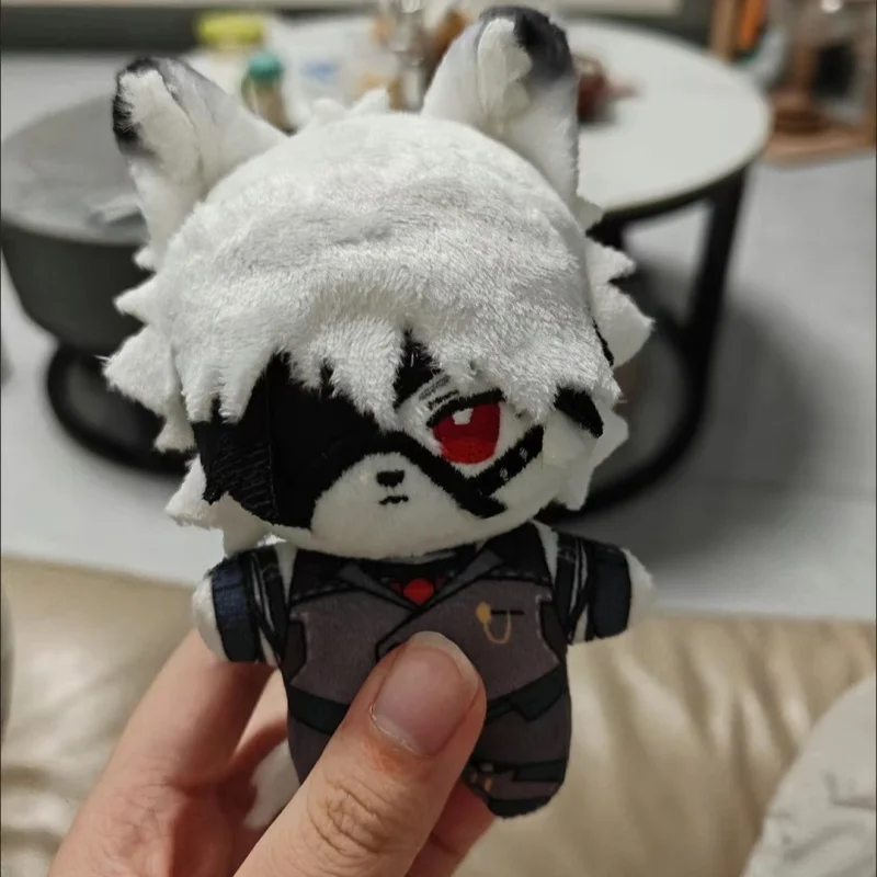 

New 10cm Zenless Zone Zero Cuddly Cosplay Plush-Like Texture Doll Toy Keychain - Hugo Vlad Von Lycaon Asaba Collectible Toys
