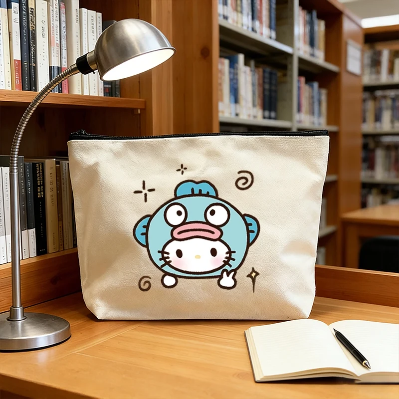 

Косметичка Hello Kitty из холщовой ткани, милая мультяшная сумочка для туалетных принадлежностей для путешествий и повседневного использования, с застежкой-молнией.