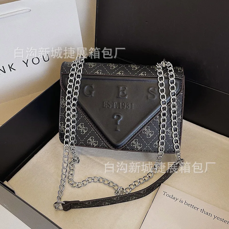 

2025 Women's Premium Presbyopia Chain Armpit Bag - Simple Letter Design | Shoulder/Messenger Style | Trendy Minimalist Accessory