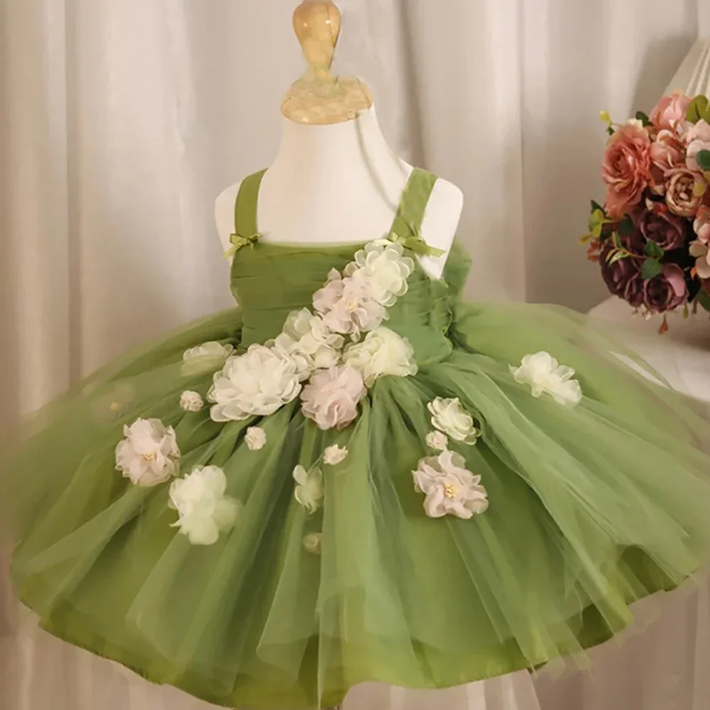 

Green Tulle Flower Girl Dress, Sleeveless Straps, 3D Floral Embellishments, Kids Wedding/Party Pageant Gown, Cute Fluffy Skirt