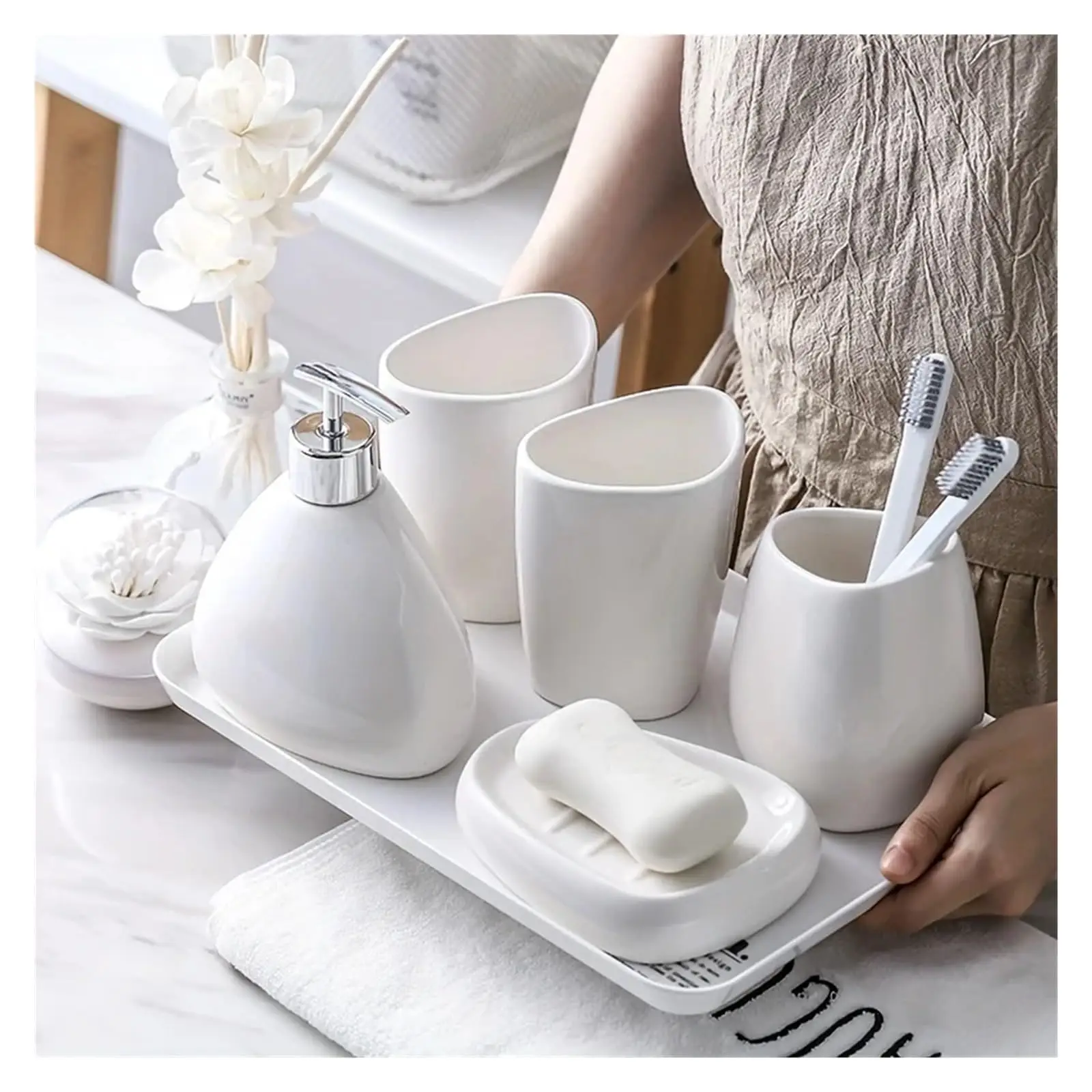 

Bathroom Soap Dispenser Tumbler Toothbrush Holder Supplies For Counter Electroplated Ceramic Home Decor Organizer Accessory