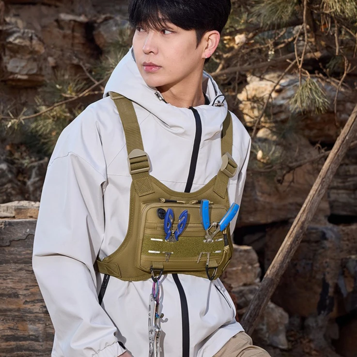 

Nylon lightweight and wear-resistant tactical backpack, outdoor cycling, sports travel, hiking and mountain climbing backpack