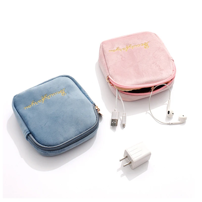 Sanitary Napkin Storage Bag for Girls During Menstrual Period and Student Portable Multifunctional Sanitary Napkin Storage Bag