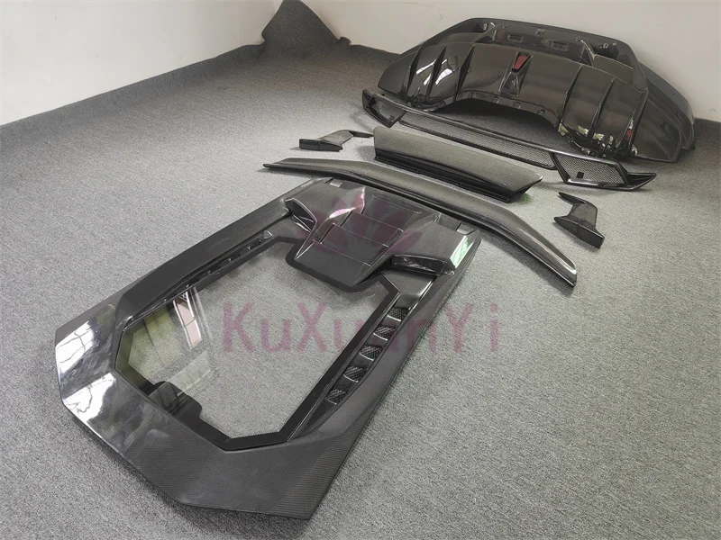 True carbon fiber P-style rear bumper rear cover rear spoiler for Lamborghini Huracan LP580 LP610 body kit body kit