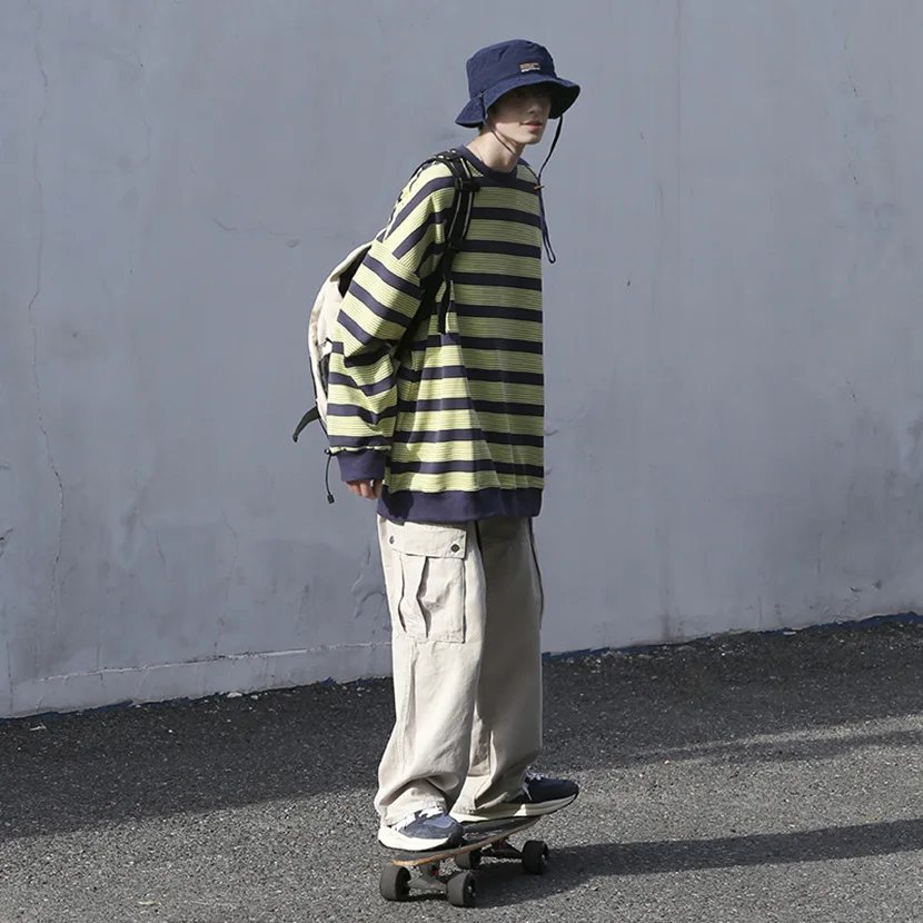 

Men's round Ne Long Sve Sweatirt Striped Base irt y Top Spring Autumn Casual Loose Fit Printed No Iron Treaent