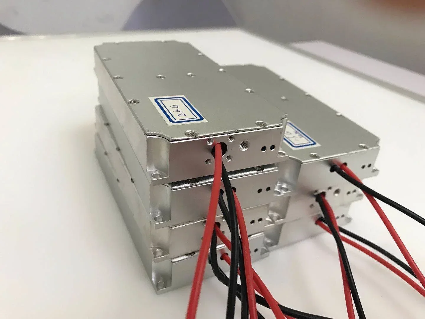 B41 50W RF Amplifier Module 2515-2675MHz 47dBm Output Power 52dB Gain ALC Control Compact Design RS485