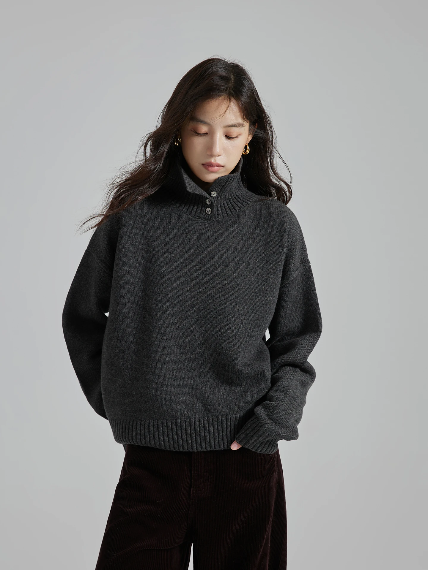 

Шерстяной свитер с высоким воротником для женщин, осенне-зимняя новинка, вязаная верхняя одежда с воротником-стойкой, теплая и уютная, с длинными рукавами, стандартный крой