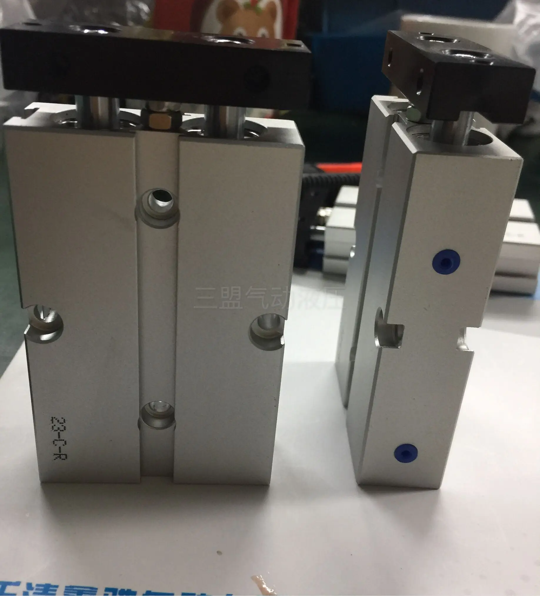 Tn/Tda Double-Axis Cylinder Tn16x10x20x30x40x50x60x70x80x90-S Tn16