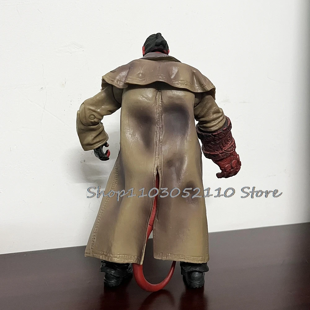 ヘルボーイ フィギュア アニメ トレンチコート バリアント ヘルボーイ サマリタン PVC フィギュア モデル おもちゃ 人形 クリスマス ギフト