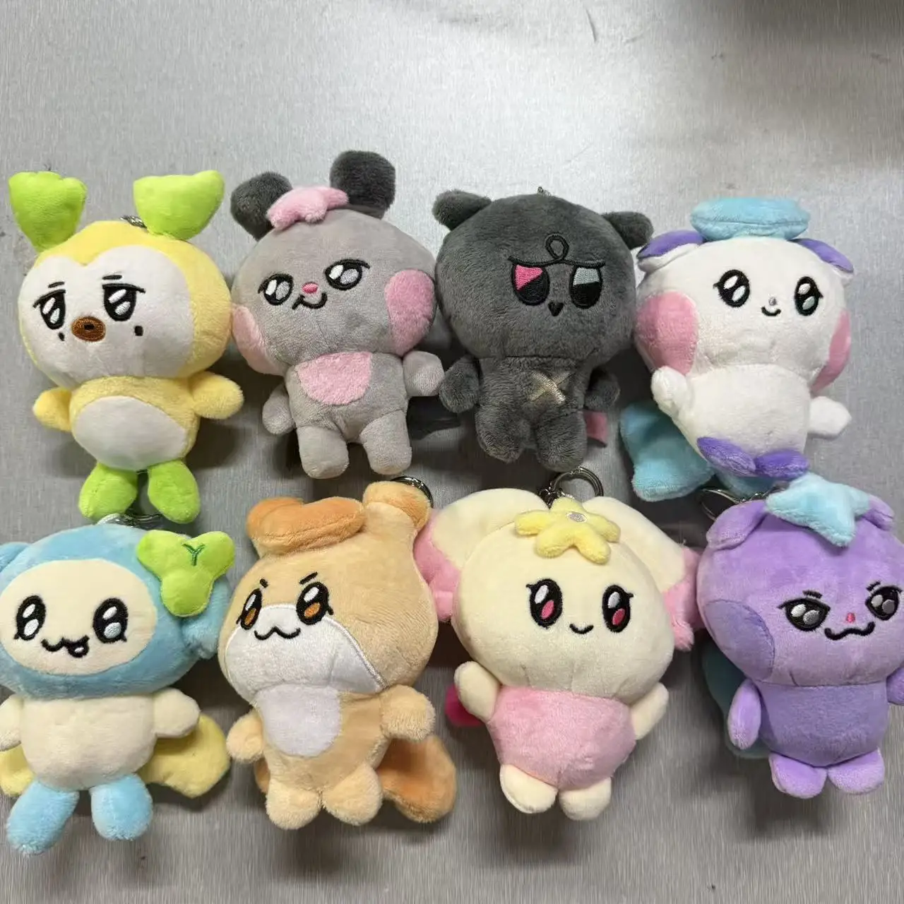 ATEEZ Neue Aniteez Kawaii Plüschtiere Schlüsselanhänger Plüschfiguren Koreanische Raumdekoration Geschenke für Kinder und Fans MIGHTEEZ