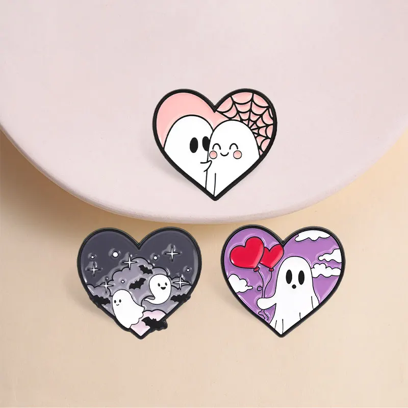 Cute Heart Ghost Enamel Pins Halloween Spooky Bat Spiderweb Boo Brooches Lapel Backpack Badge Jewelry Gift for Friends