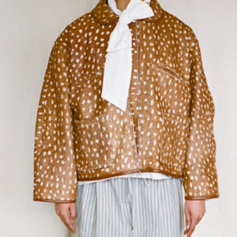 

2025 New Women Flip Collar Polka Dot Short Jacket Female Vintage Long Sleeved Coat Autumn Winter Casual Street Chic Outwear