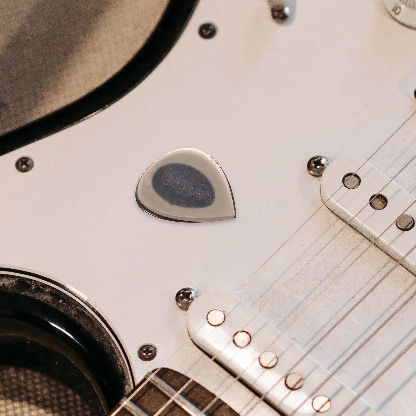 

Guitar Picks Textured Anti-Slip Bass Plectrums For Electric Acoustic Guitar Ergonomic Design Jazz Music Beginners