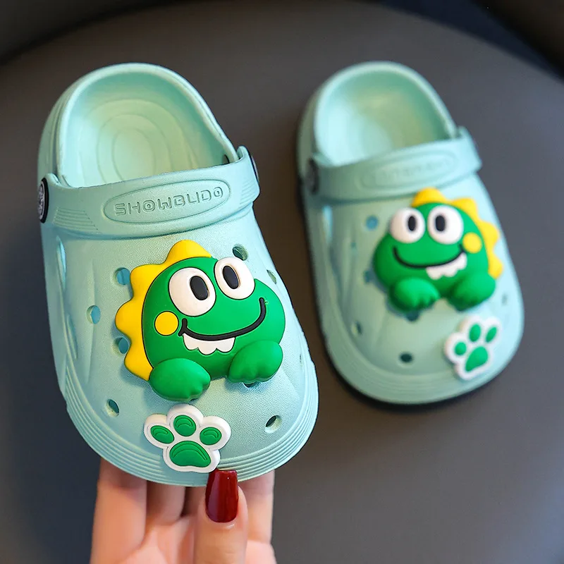 

2026 Children's Slippers Cute Cartoon Girls Boys with Soft Soles Baby Bags Perforated Shoes Home and Baby Sandals