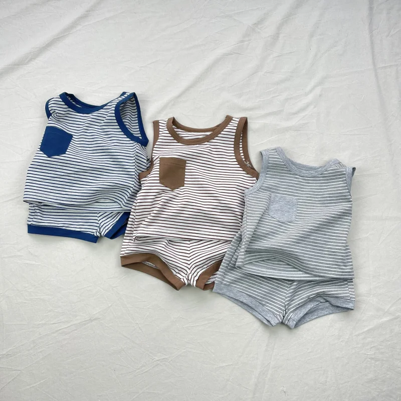 insStriped summer tank top and shorts set for boys and girls, refreshing two-piece set with rounded necklinetShort pants set