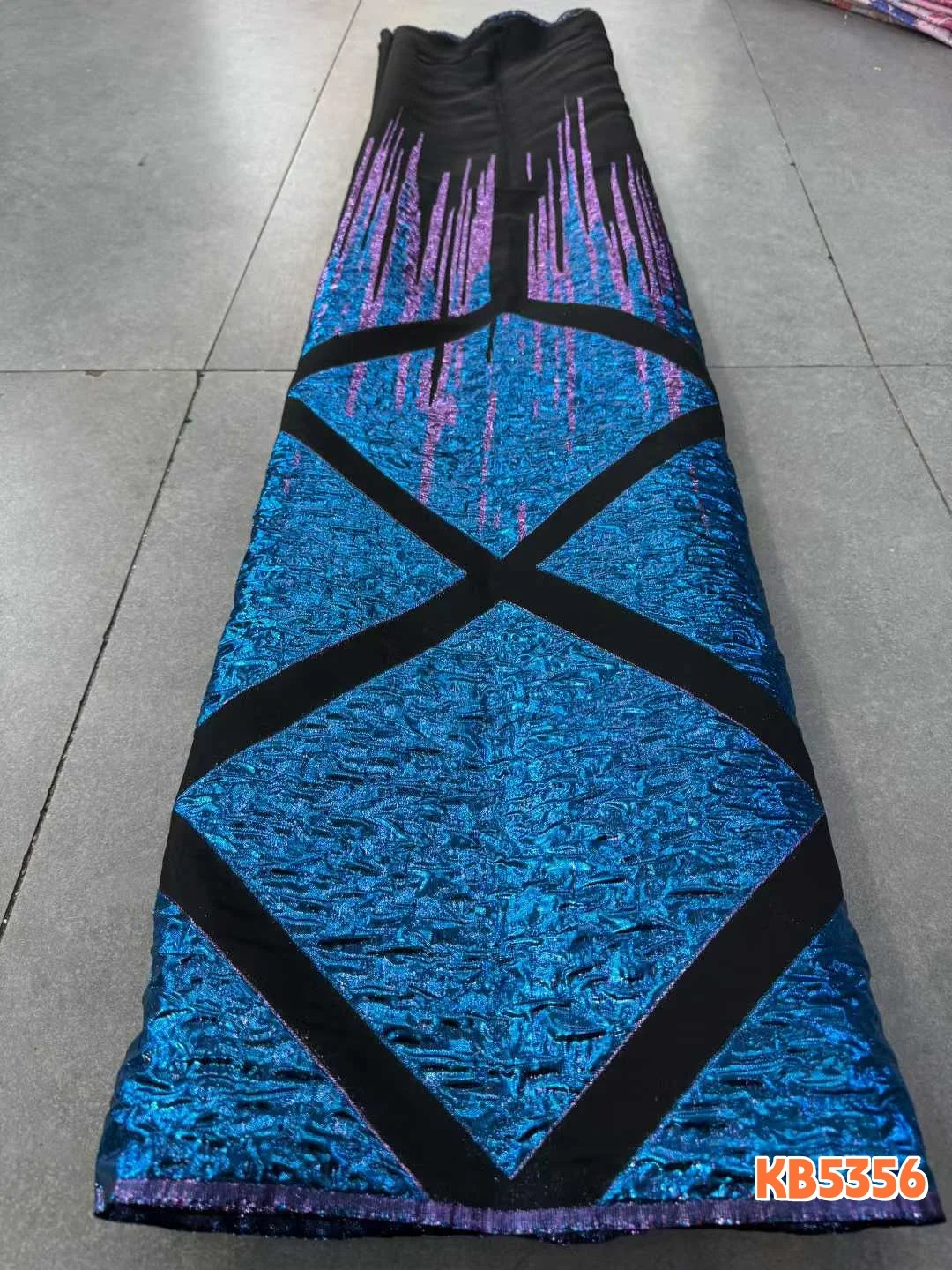 

Африканские кружевные ткани 2026: Жаккардовая кружевная тесьма цвета обожженного апельсина, французская сетчатая ткань с вышивкой и пайетками для шитья KB5356