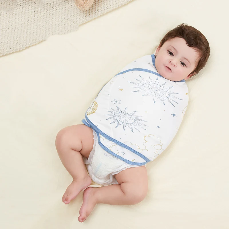 1PCS anti-shock baby sleeping bag baby swaddle bag, the fabric is comfortable to stick to the skin more at ease