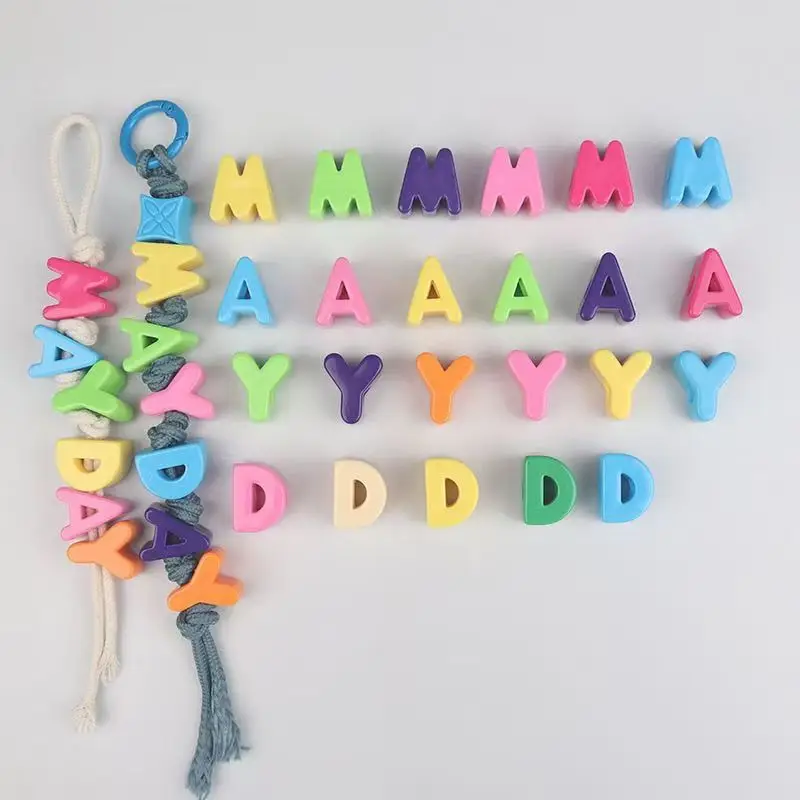 Aangepaste naam sleutelhanger 1-7 brief sleutelhanger handgemaakte aangepaste naam sleutelhangers voor familieleden creatieve feesttas charmes