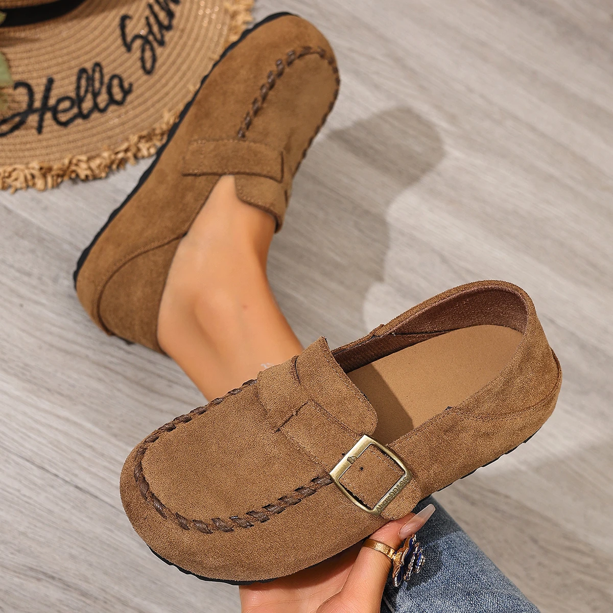 

Shoes Women Summer Slip on Shoes Women Outdoor Fashion Sneakers Femme Casual Comfortable Leather Flat Loafers Zapatos De Mujer