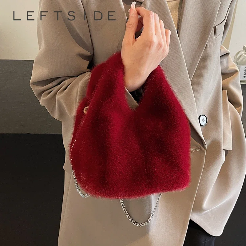 LEFTSIDE Cute Mini Faux Fur Crossbody Bags for Women 2024 Y2K Winter Korean Fashion Chain Handbags and Purses Trend Warm Bag