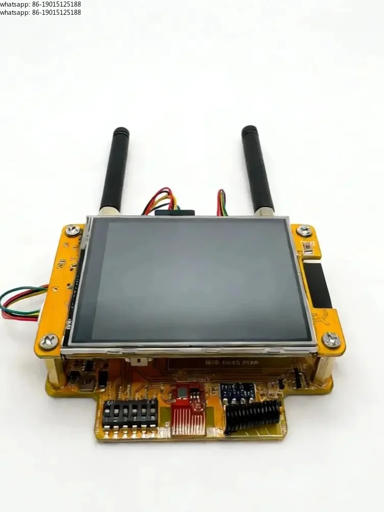 

The NM-RF-Hat Companion Hat, Multi-Band RF for ESP32-2432S028 Bruce CYD CC1101 nRF24 PN532 IR TX/RX 433M Power Mgmt TF Slot