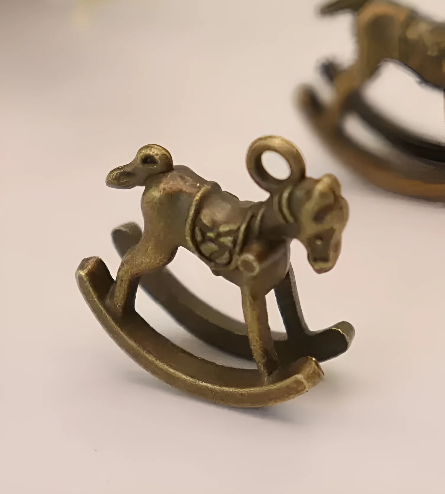 

10pcs 23*20mm Alloy metal antiqued bronze crafted rocking horse design pendants for jewelry handmade HWEF2917