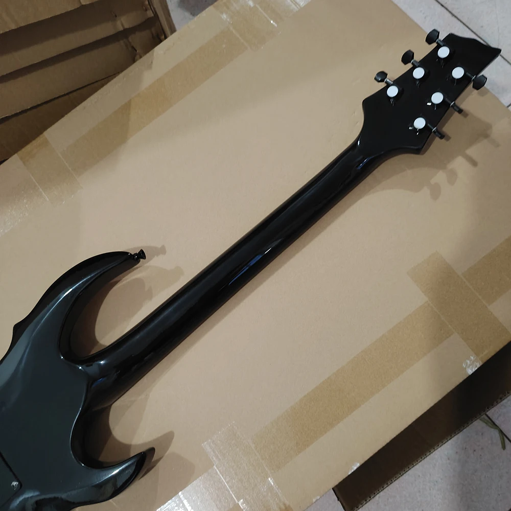 In stock left hand black circle red shaped electric guitar, active pickup, need more pictures contact seller, fast delivery,