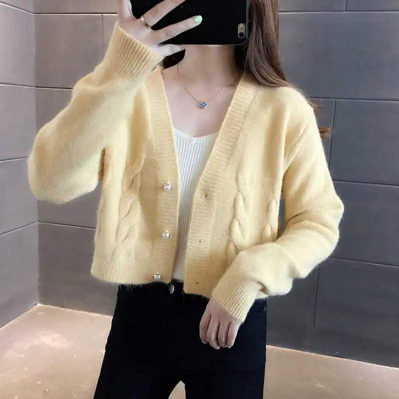 

2023 New Twist College Style Knit Sweater Jacket Women Autumn Winter Japanese Korean Short Sweet Kawaii Sweaters Cardigans White