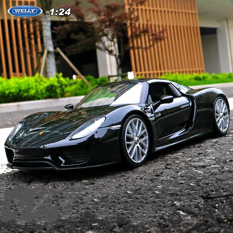 WELLY 1:24 Porsche 918 Spyder Alloy Sports Car Model Diecasts Metal Toy Vehicles Car Model Simulation Collection Childrens Gifts