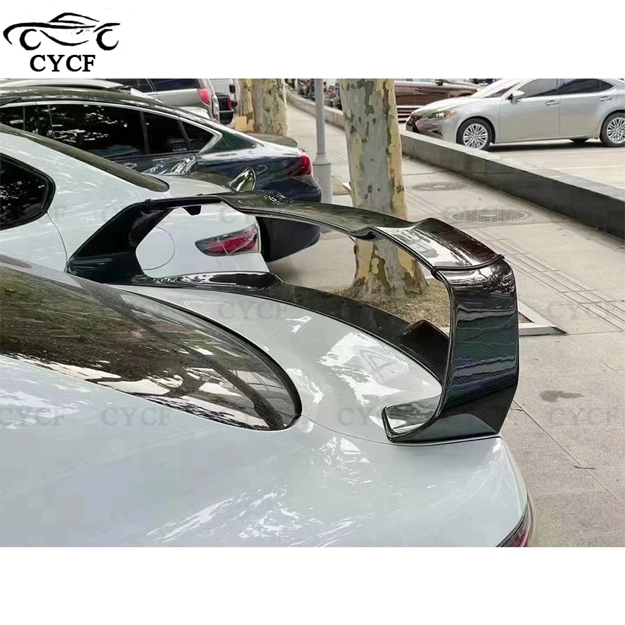 For Alfa Romeo Giulia 2015+ GTA Style Carbon Fiber Tail fins Rear Deck Spoiler Duckbill Car Wing Retrofit the rear wing