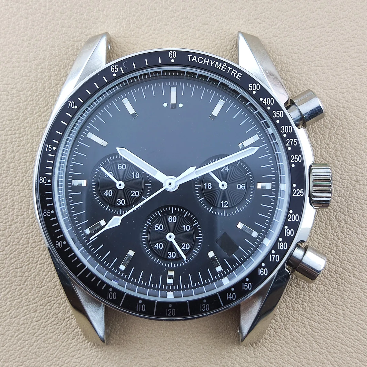 Vk63กรณี Nh35นาฬิกา Panda Dial Japan นาฬิกาควอตซ์ VK63การเคลื่อนไหวโลโก้ที่กำหนดเอง Nh36 Chronograph อิเล็กทรอนิกส์ Multifunction