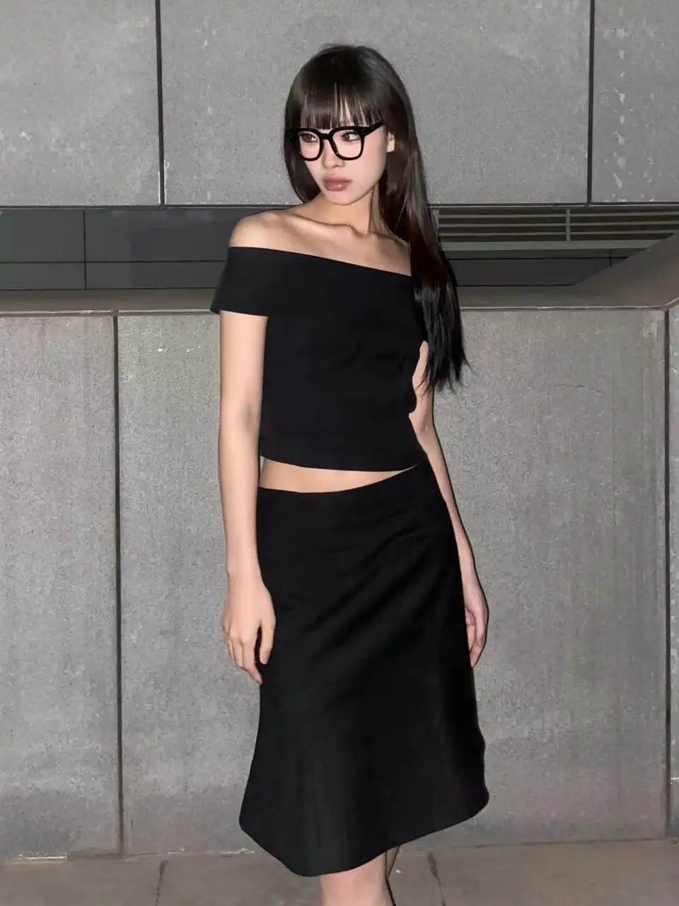 

Черная юбка-трапеция с эффектом утяжки, в стиле OL, для офиса, с завышенной талией, из полиэстера, стандартного кроя, для женщин