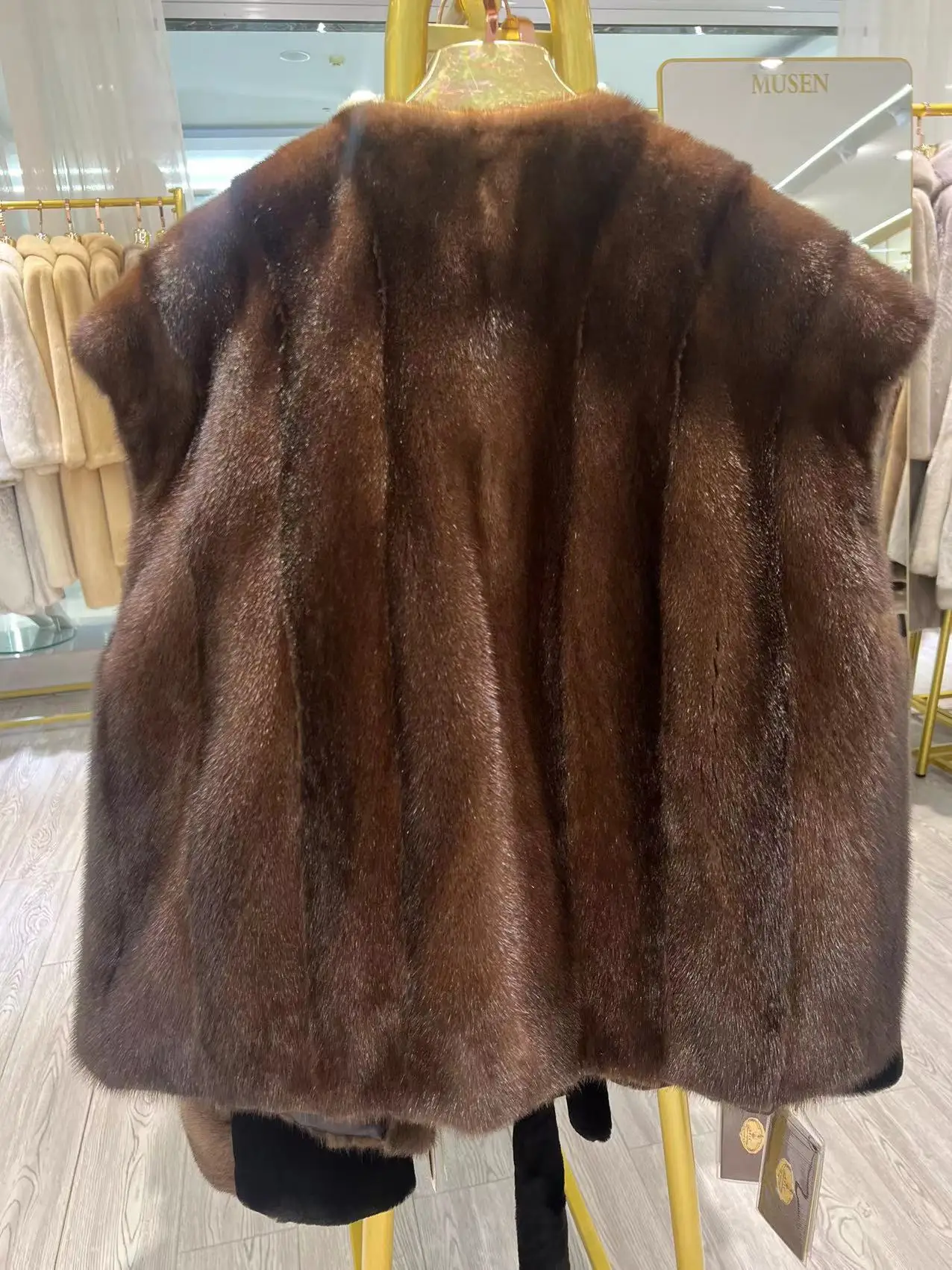 Mangas Mink Fur Vest para Mulheres, Caiu Ombro, Barra Vertical, Decote em V, Luxo, Importado, Peça Inteira