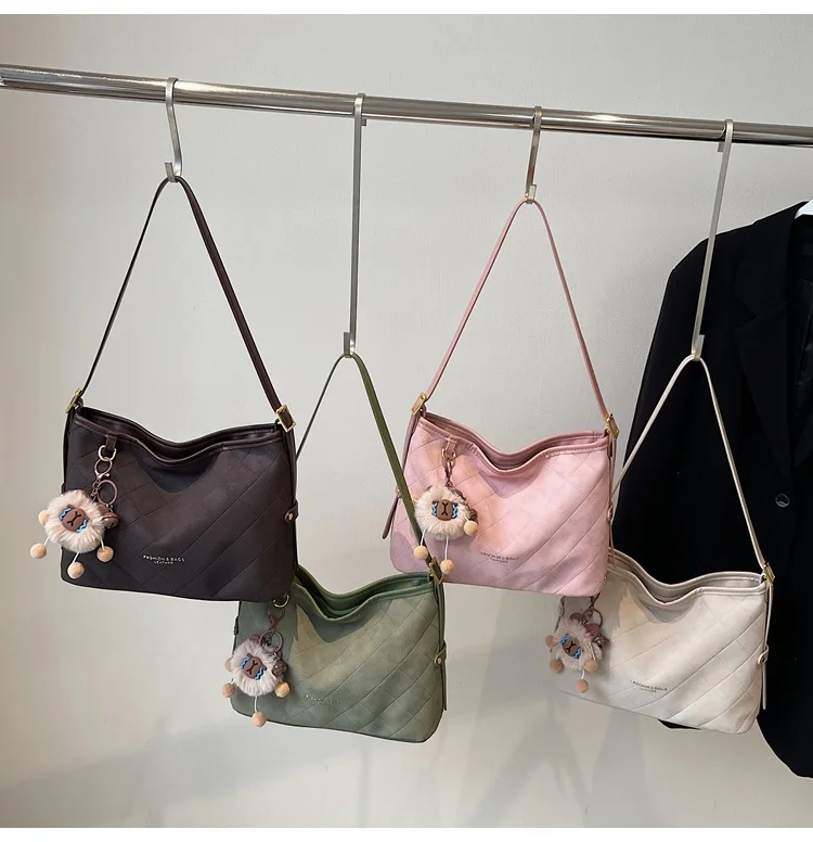 

2025 New Fashion Women's Bag Stylish Versatile Diamond Quilted Crossbody Bag Trendy Textured Shoulder Tote Handbag