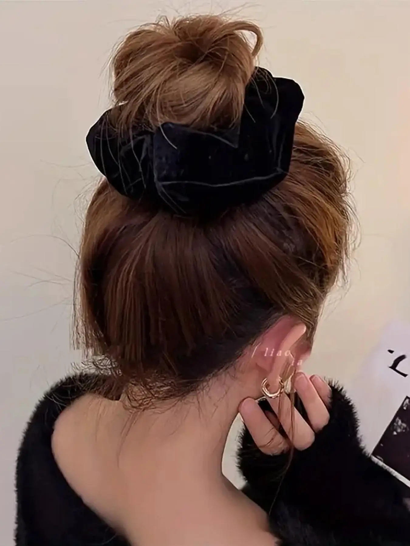 4pcs Women Hair Tie Soft Headwear Large Elastic Rubber Hair Rope Vintage Velvet Scrunchie Girl Ponytail Holder Hair Accessories