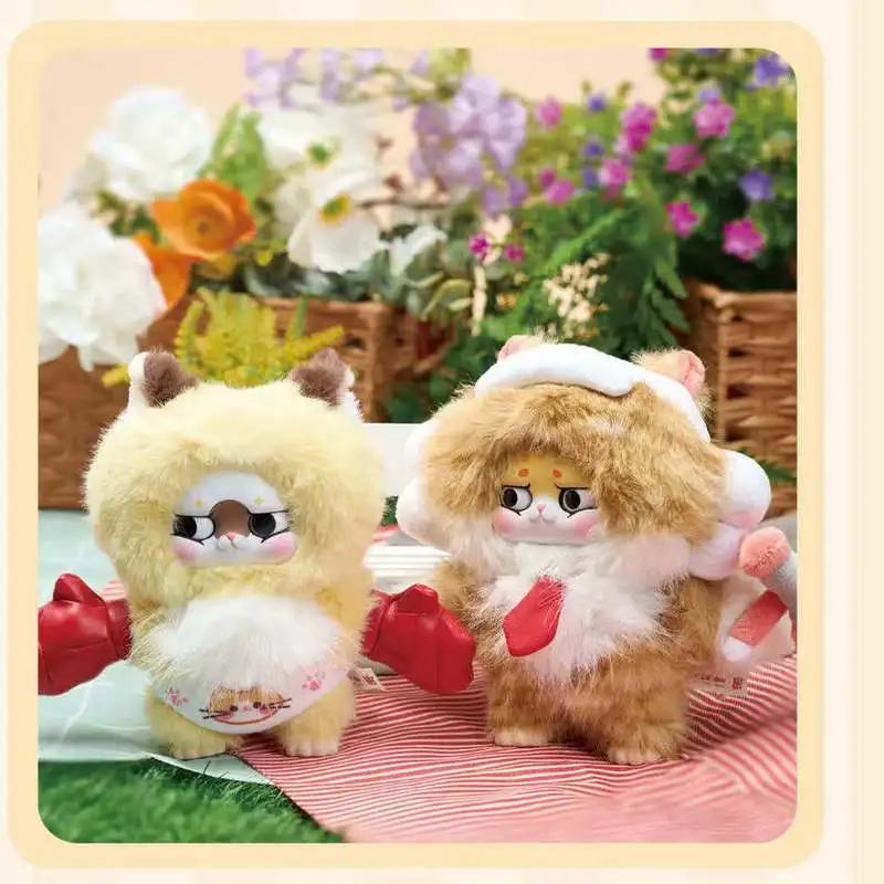 متوفر في المخزون Baby Three Cat King's Workplace Adventure Series صندوق أعمى ألعاب الفينيل القطيفة دمية مفاجأة هدية عيد الميلاد