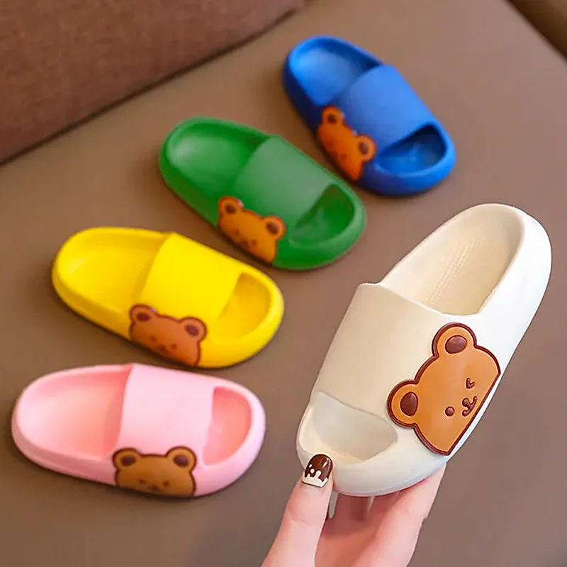 

New Fashion Toddler Slippers Kids Girls Cute Soft Soled Non-Slip Bathroom Home Shoes Cartoon Bear Beach Outdoor Flip Flops Boys