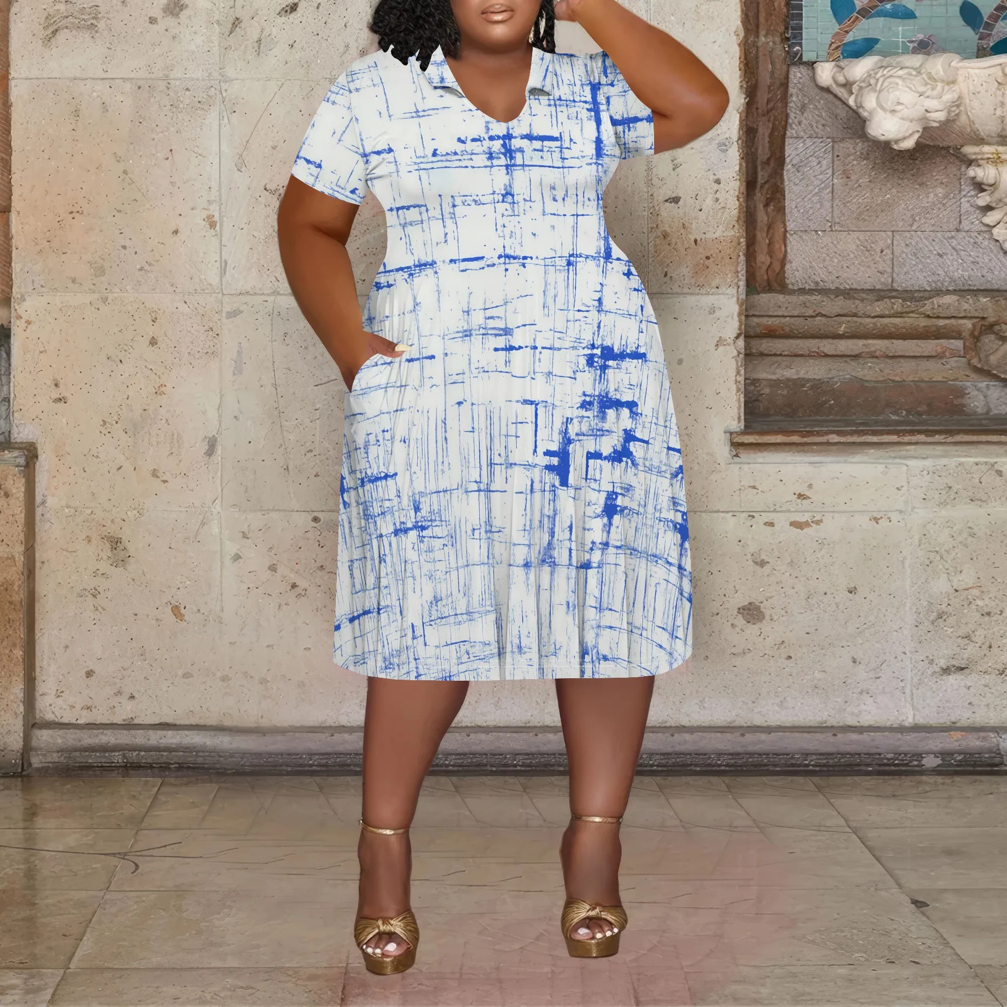 

Plus Size Women’s Summer Blue & White Abstract Print Short Sleeve Dress XL-6XL, Perfect for Vacations & Beach Parties