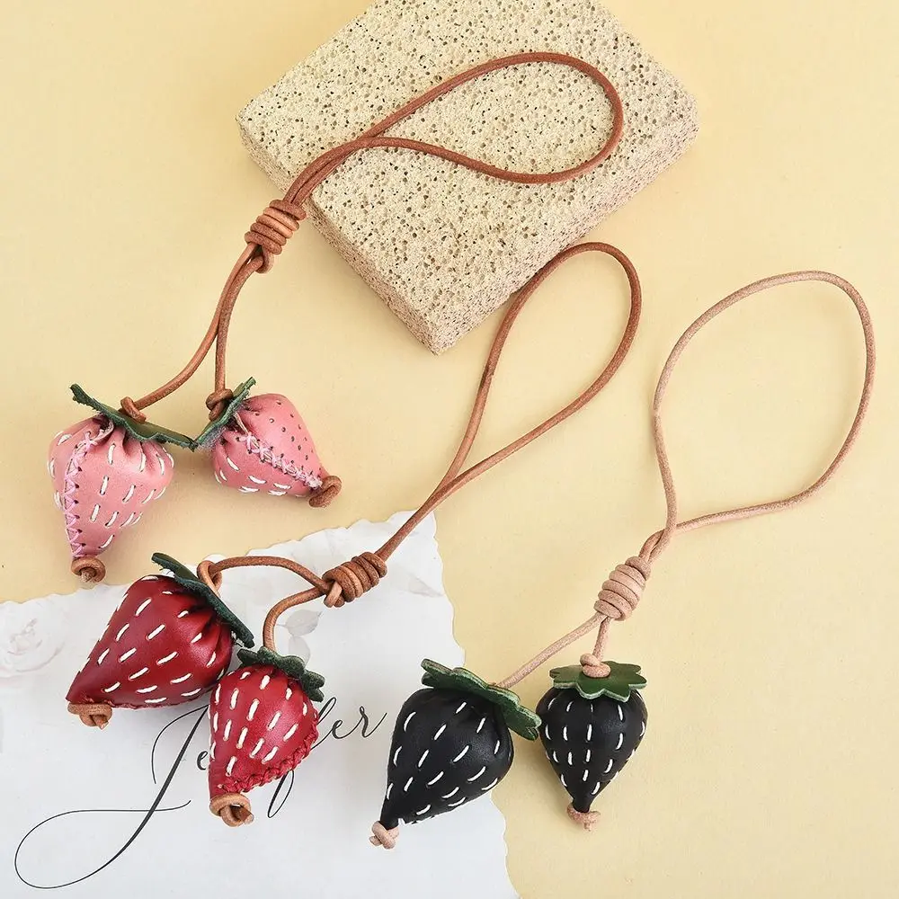 

Multi-color Fruit Pomegranate Pendant Hanger Strawberry Pu Leather Keychain Handmade Creative Bag Pendant Bag Ornament