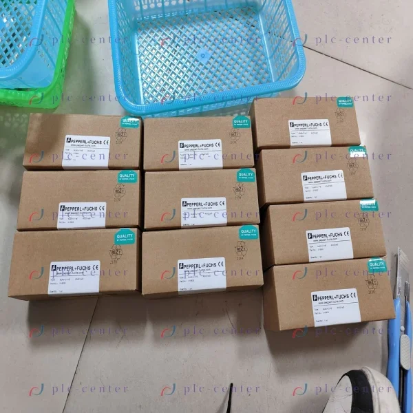 

Замена для Nj40+u1+e, быстрая отгрузка со склада, абсолютно новый оригинальный ПЛК 2026 года