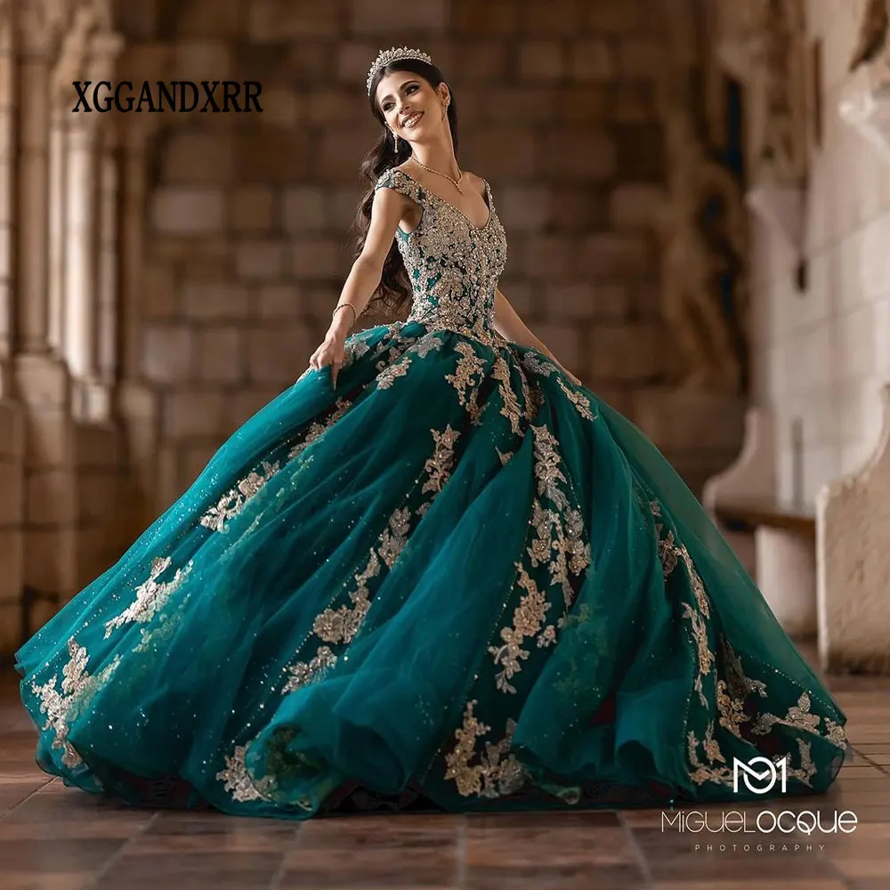 Vestido De fiesta De quinceañera con apliques De encaje dorado y verde esmeralda, sin hombros, fiesta De cumpleaños De princesa, 15 Años, 2024